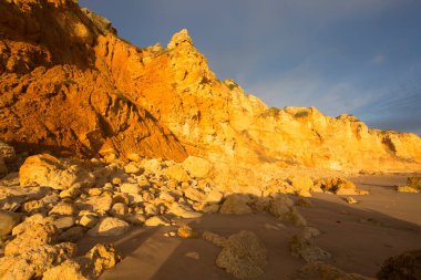 Güzel deniz manzarası ve gökyüzü 