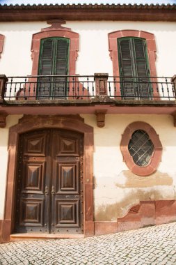 İspanya 'daki Seville şehrinin eski penceresi