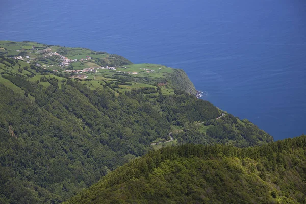 Dağların güzel manzarası