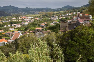 Güzel dağlık manzaranın manzarası