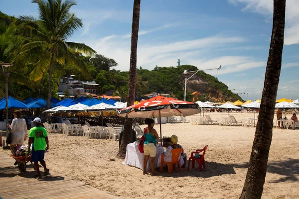 Openbaar Strand Scene Met Mensen Het Zonlicht — Stockfoto