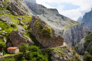 Dağların güzel manzarası
