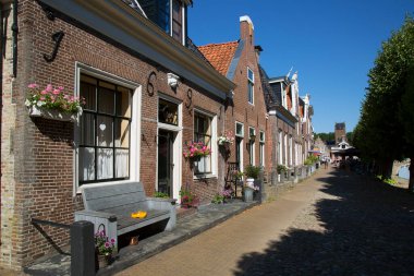 Şehrin güzel mimarisi.  