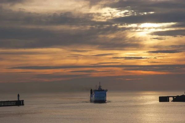 Vacker Solnedgång Över Havet — Stockfoto