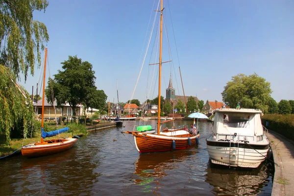 Pequeños Barcos Canal Holanda — Foto de Stock