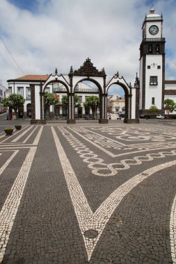 Portekiz mimarisinin manzaralı görüntüsü