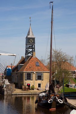 Güneşli bir günde Güzel Avrupa kasabası