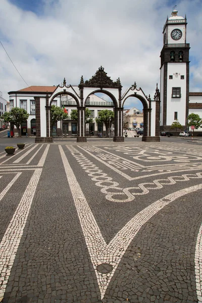 Portekiz mimarisinin manzaralı görüntüsü