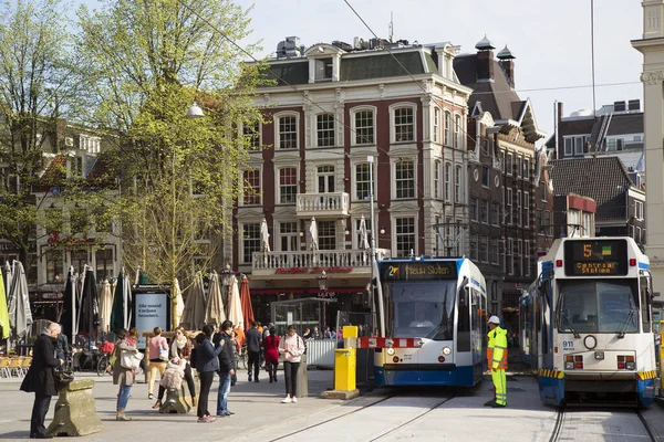 Şehrin sokak manzarası 