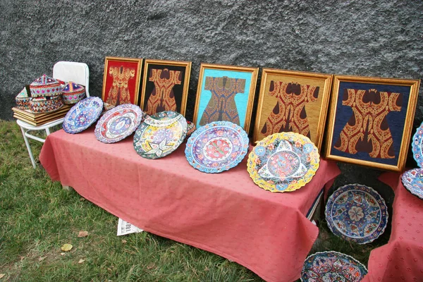 Placas Cerâmica Estilo Tailandês Tradicional Com Monte Flores — Fotografia de Stock