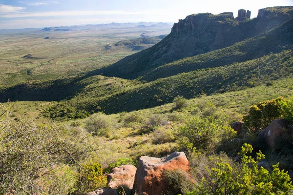 Dağların güzel manzarası