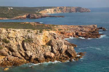 Deniz kıyısının güzel manzarası