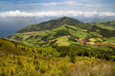 Dağların güzel manzarası