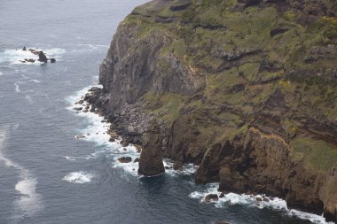 Deniz kıyısının güzel manzarası