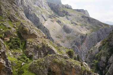 Dağların güzel manzarası