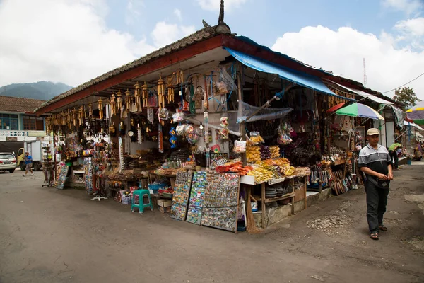Tayland 'daki sokak piyasa sahnesi, seyahat çekimi.