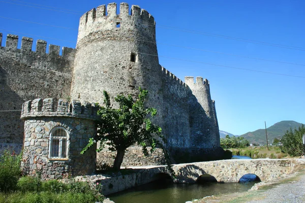 Rovine Medievali Del Castello Crociato Costruite Fondamenta Romane Rocce Costiere — Foto Stock