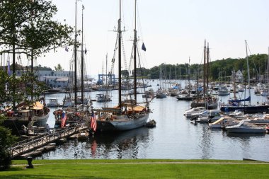 Güzel liman manzarası, şehrin limanı. 