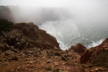 Deniz kıyısının güzel manzarası