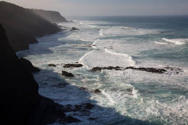 Portekiz 'in güneyindeki Algarve' nin batı kıyısında inanılmaz bir manzara var..