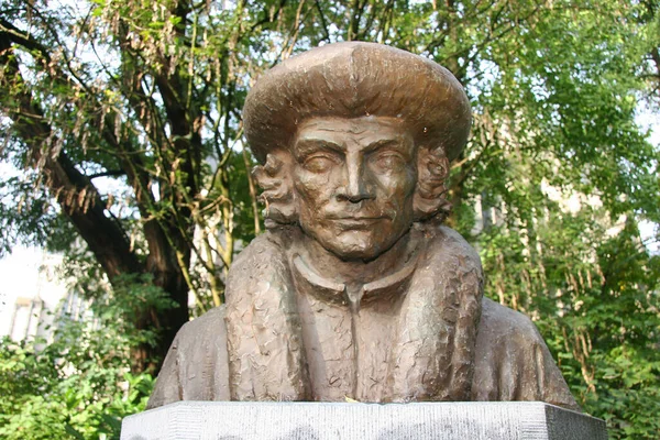 Desiderius Erasmus Roterodamus 'un büstü