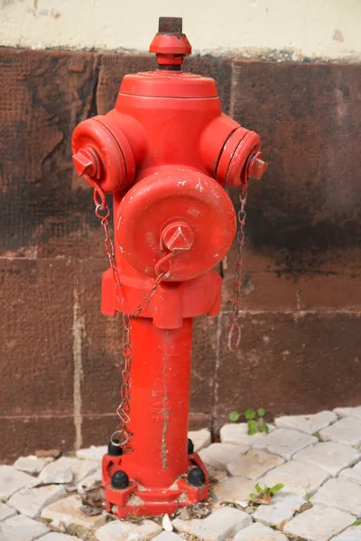 Red Fire Hydrant Chains Street — Stock Photo, Image