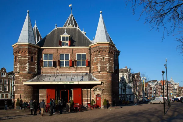 Historisch Overheidsgebouw Juiste Grootte Balans Schaal Van Goederen Meten — Stockfoto