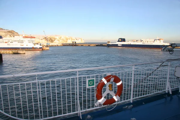 Dover ve Calais arasındaki feribotlar tarafından işletilen Canterbury Feribotunun görüntüsü.