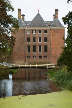 Amerongen, Hollanda 'nın Utrecht eyaletine bağlı bir köydür. 