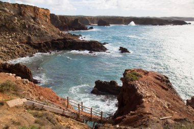 Portekiz 'in batı kıyısındaki güzel deniz manzarası