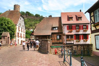 Almanya 'da küçük bir köyün evleri.