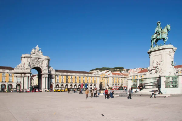 Lisbon 'daki meydanın görüntüsü