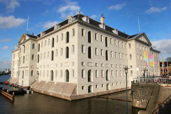 Ιστορική Δεκαεπτά Αιώνα Ναυτική Αποθήκη Στο Άμστερνταμ Για Την Αποθήκευση — Φωτογραφία Αρχείου
