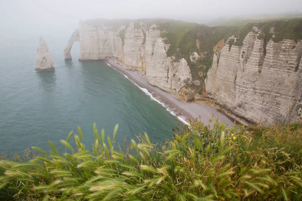 Sisteki güzel uçurumlar