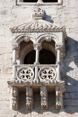 Belm Kulesi resmi olarak Saint Vincent Kulesi 'dir. 