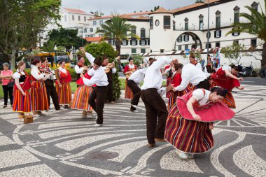 Portekiz 'de geleneksel halk dansı