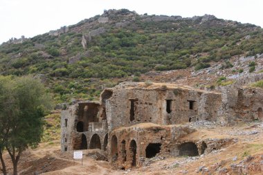 Eski sahil şehri Anamurium 'un kalıntıları, kaleler, şehir duvarları. 