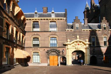 Eski kasabanın sokak manzarası.