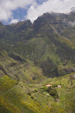 Dağların güzel manzarası