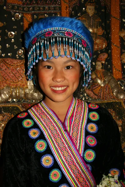 Retrato Chica Tailandesa Traje Tradicional Disparo Viaje — Foto de Stock