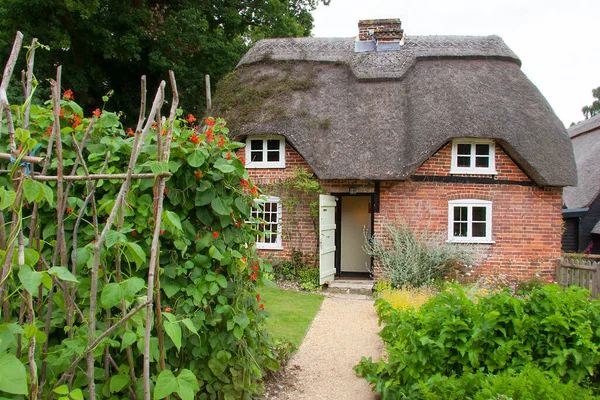 Belle Maison Ancienne Avec Jardin — Photo