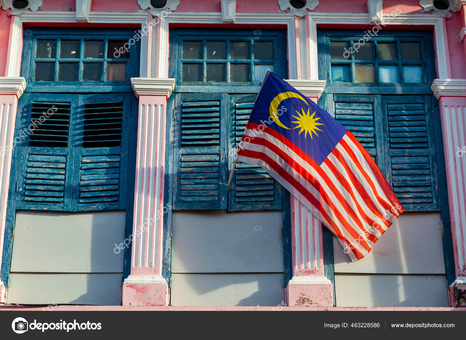 Bendera Malaysia Terdiri Dari Garis Merah Dan Putih Yang Bergantian Stok Foto C Skahadigital 463228586