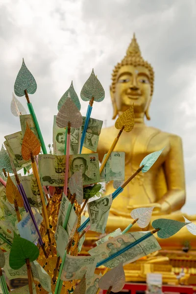 Grudnia 2018 Pattaya Tajlandia Układ Waluty Tajskiej Drzewie Monetarnym Ofiarowanym — Zdjęcie stockowe