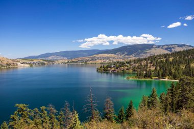 Kalamalka Gölü İl Parkı ve Koruma Alanı, Britanya Kolumbiyası, Kanada 'nın Coldstream kentinde bulunan bir il parkı.. 