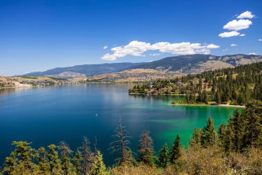 Kalamalka Gölü İl Parkı ve Koruma Alanı, Britanya Kolumbiyası, Kanada 'nın Coldstream kentinde bulunan bir il parkı.. 