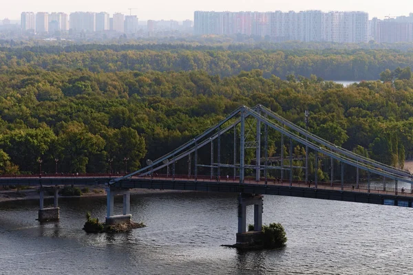 Scénický Letecký Podzimní Pohled Řeku Dněpru Mostem Pro Pěší Ostrov — Stock fotografie