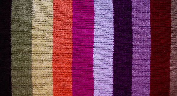 Rayas de colores tejido bufanda fondo Imágenes De Stock Sin Royalties Gratis
