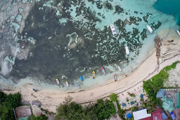 Drone Látómező Hajók Mentén Gyönyörű Tengerpart Digue Seychelles — Stock Fotó