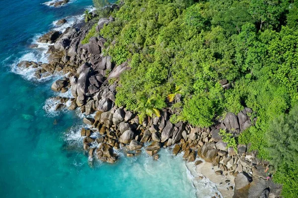 Drone Gezichtsveld Van Turquoise Water Kustlijn Ontmoeting Klif Gezicht Mahe — Stockfoto