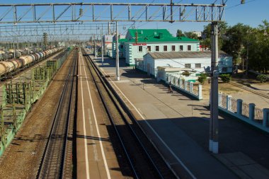 Tren İstasyonu, Petrov Val
